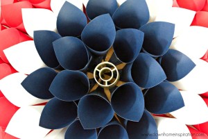 paper-cone-wreath-1