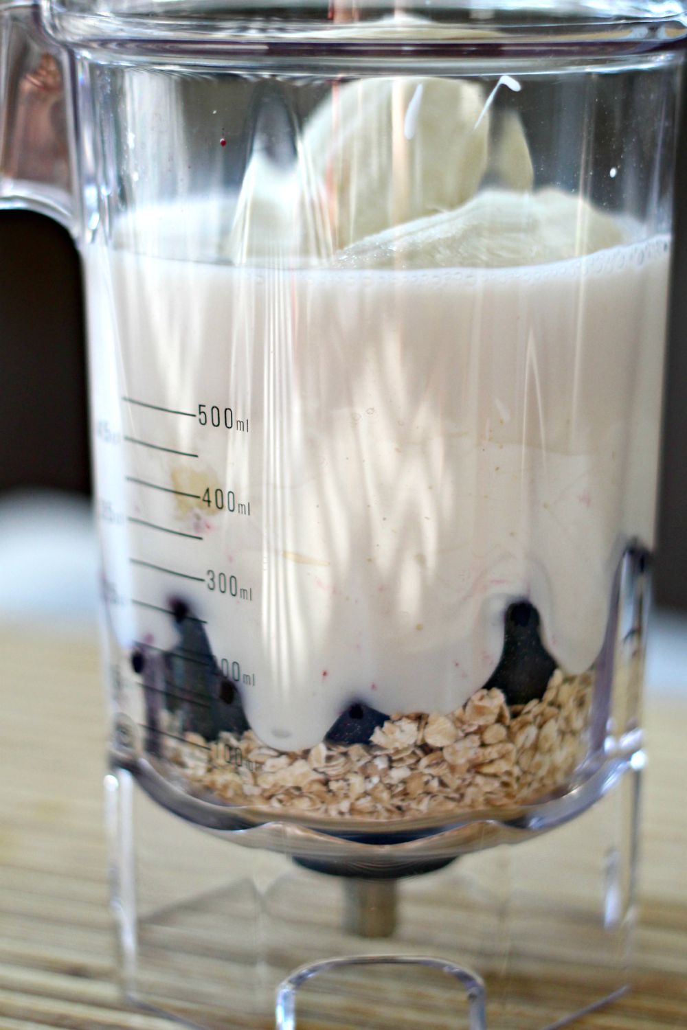 oatmeal-blueberry-smoothie-2