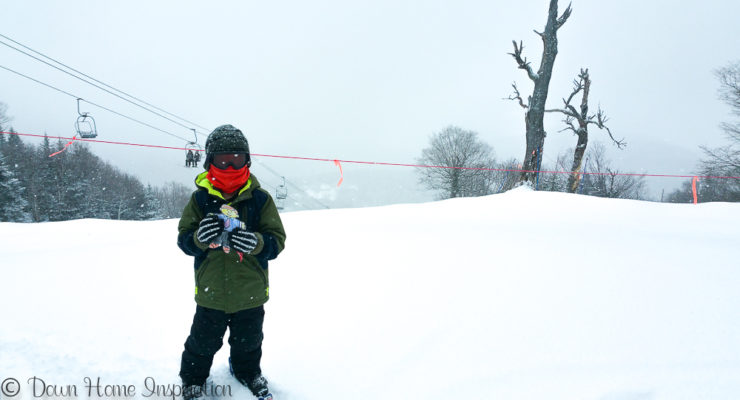 10 Tips for Skiing with Kids & Packing List